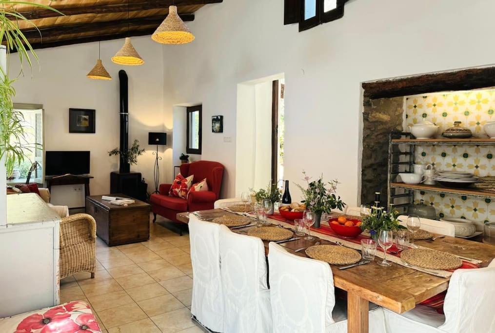 Villa Almond Hill House à Orgiva Extérieur photo