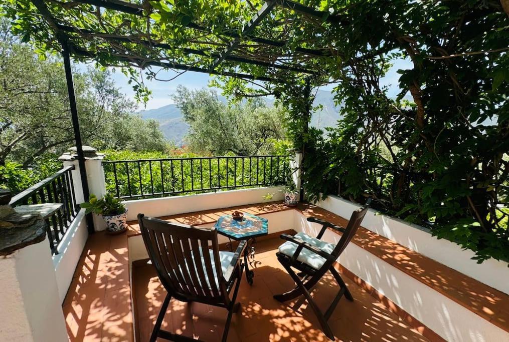 Villa Almond Hill House à Orgiva Extérieur photo