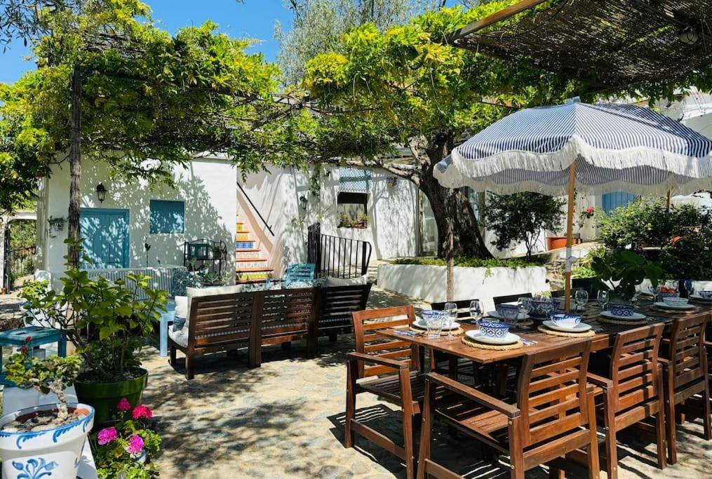 Villa Almond Hill House à Orgiva Extérieur photo
