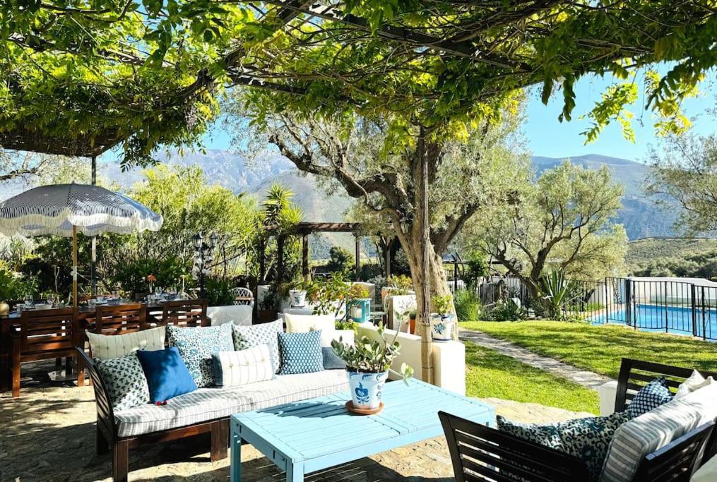 Villa Almond Hill House à Orgiva Extérieur photo