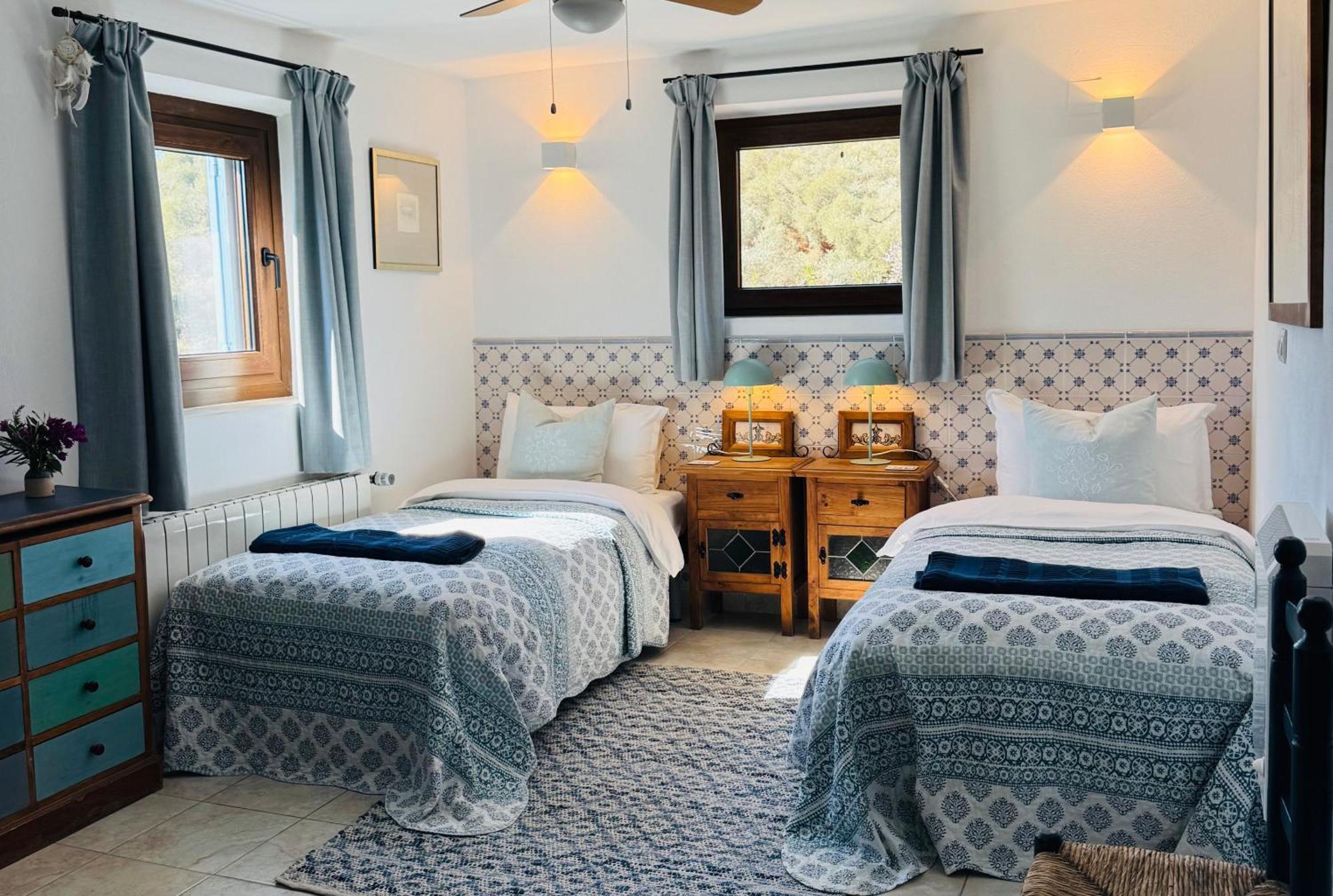 Villa Almond Hill House à Orgiva Extérieur photo